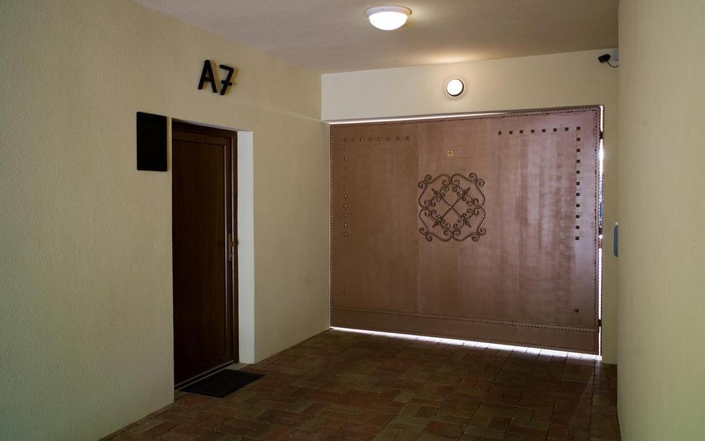 Komárno A7 Apartments מראה חיצוני תמונה