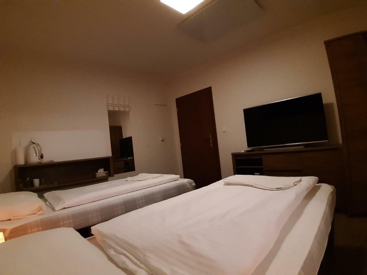 Komárno A7 Apartments מראה חיצוני תמונה